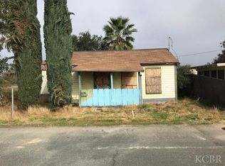 14130 Walnut St, Armona, CA 93202