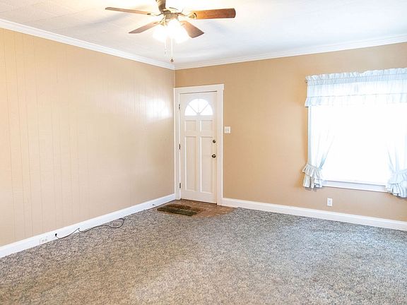 5th image of 326 Poplar Ave