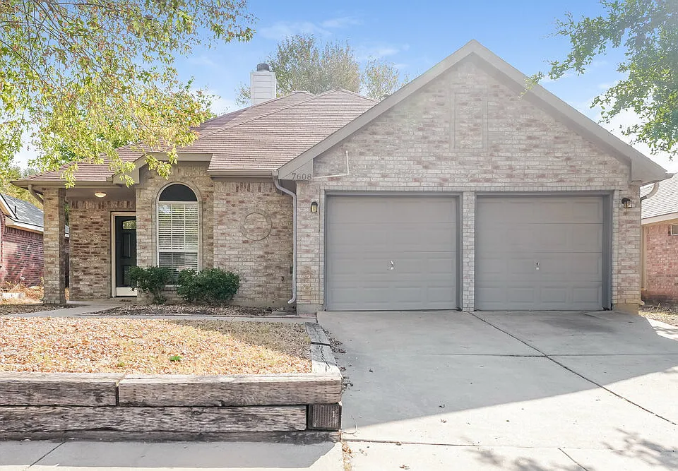 7608 Honeybee Ln