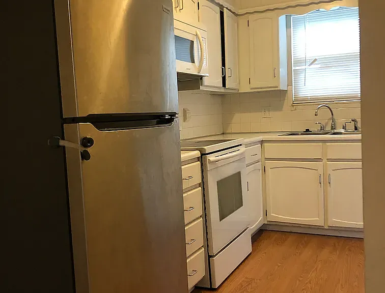 900 SW Kingscross Rd #902A — Photo 3