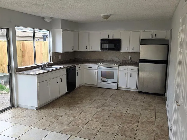 10343 Huntington Place Dr #343 — Photo 6