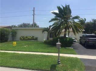 331 NW 92nd Ave, Pembroke Pines, FL 33024