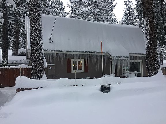 4th image of 2634 Knox Ave