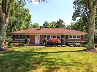 47 Dogwood Rd, Middletown, NJ 07748