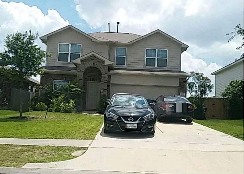2nd image of 22411 Highland Point Ln