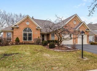 2710 Sandpiper Trl, West Chicago, IL
