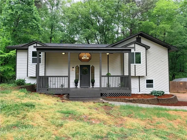 499 Hearth Pl, Lawrenceville, GA 30043
