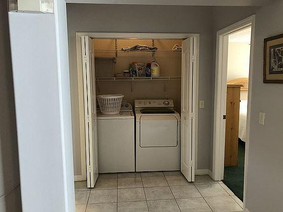 4th image of 119 Costa Mesa Dr