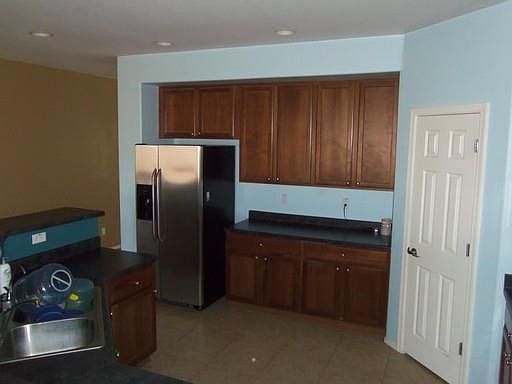 5th image of 9940 W Marguerite Ave