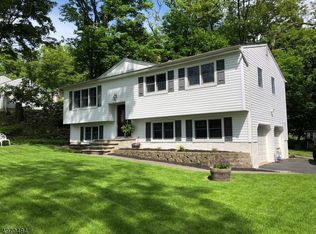 550 Dell Rd, Landing, NJ 07850