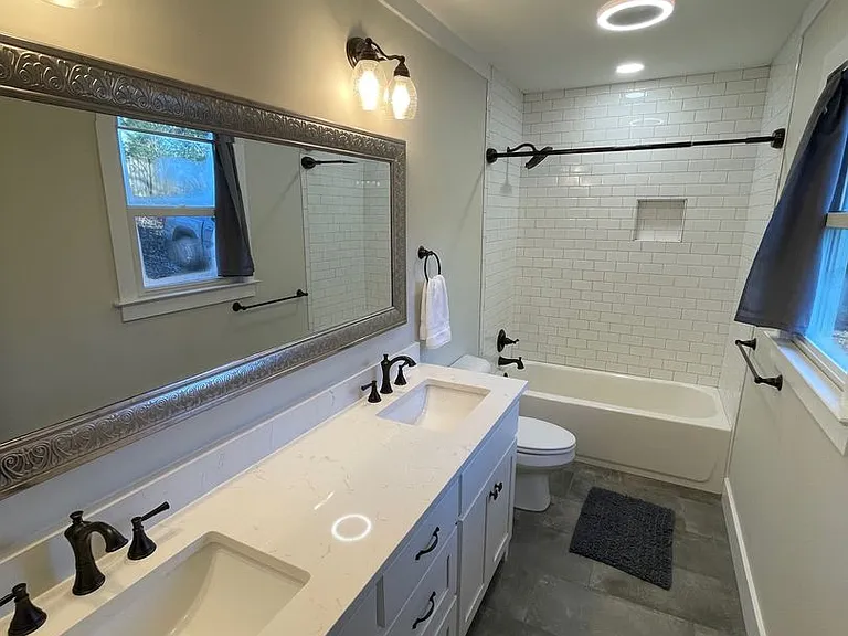 2188 S Lumpkin St — Photo 14