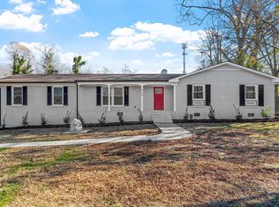 446 Spring Valley Dr, Burlington, NC 27217