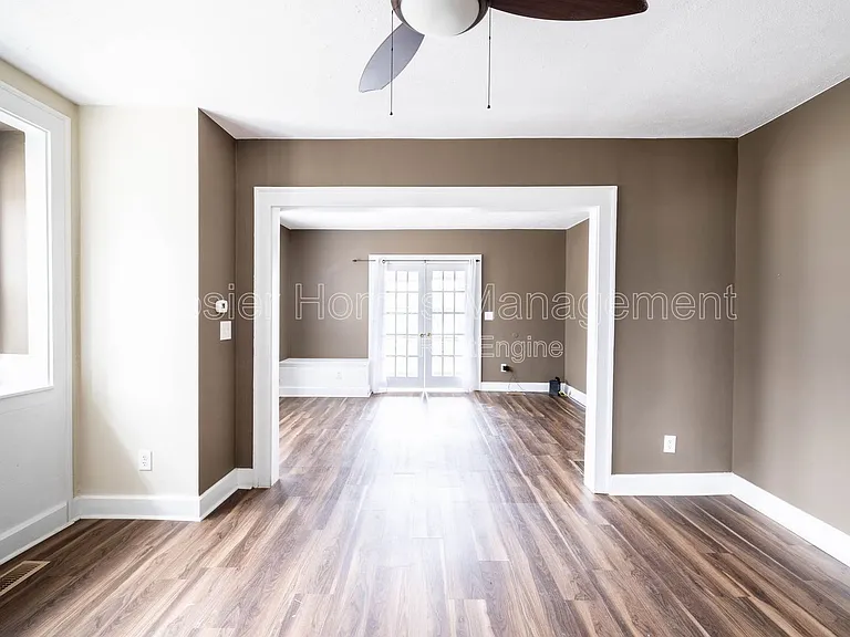 2901 N Talbott St — Photo 10