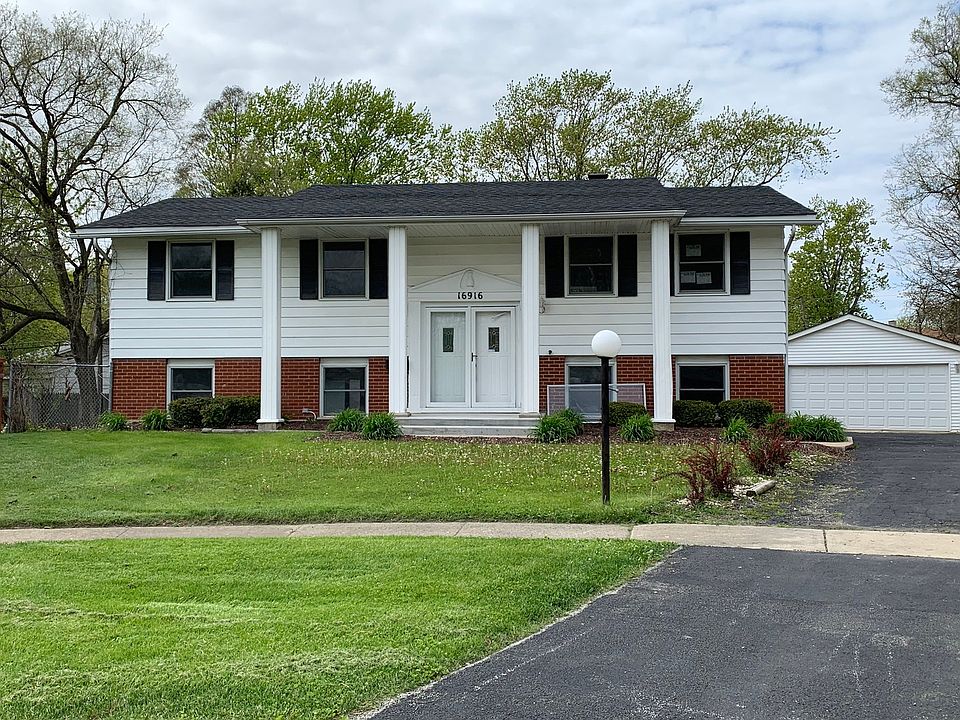 1st image of 16916 Glen Oaks Dr