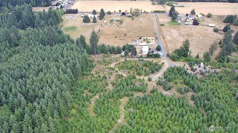 2nd image of 196 Allman Road