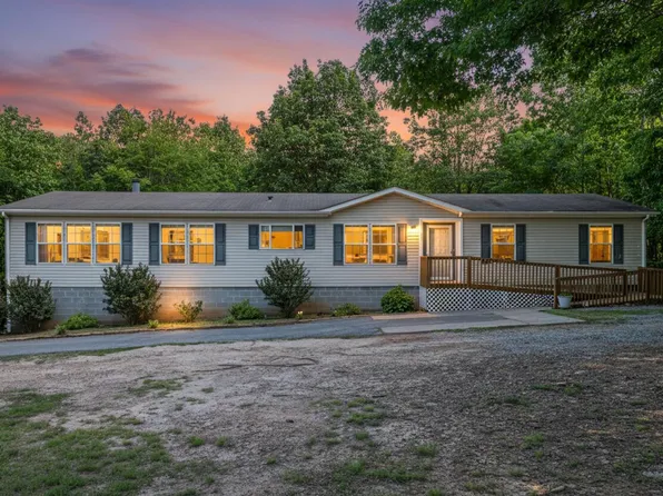 740 Long Island Rd, Gladys, VA 24554
