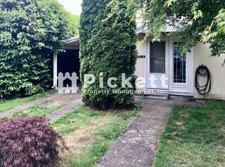 1943 NE Barnett St, Bremerton, WA 98310
