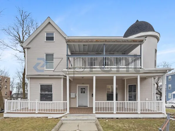 92 Maple St, Dorchester, MA 02121