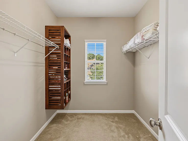 167 Alexandria Dr — Photo 33