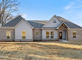 398 Moore Loop, Byhalia, MS 38611