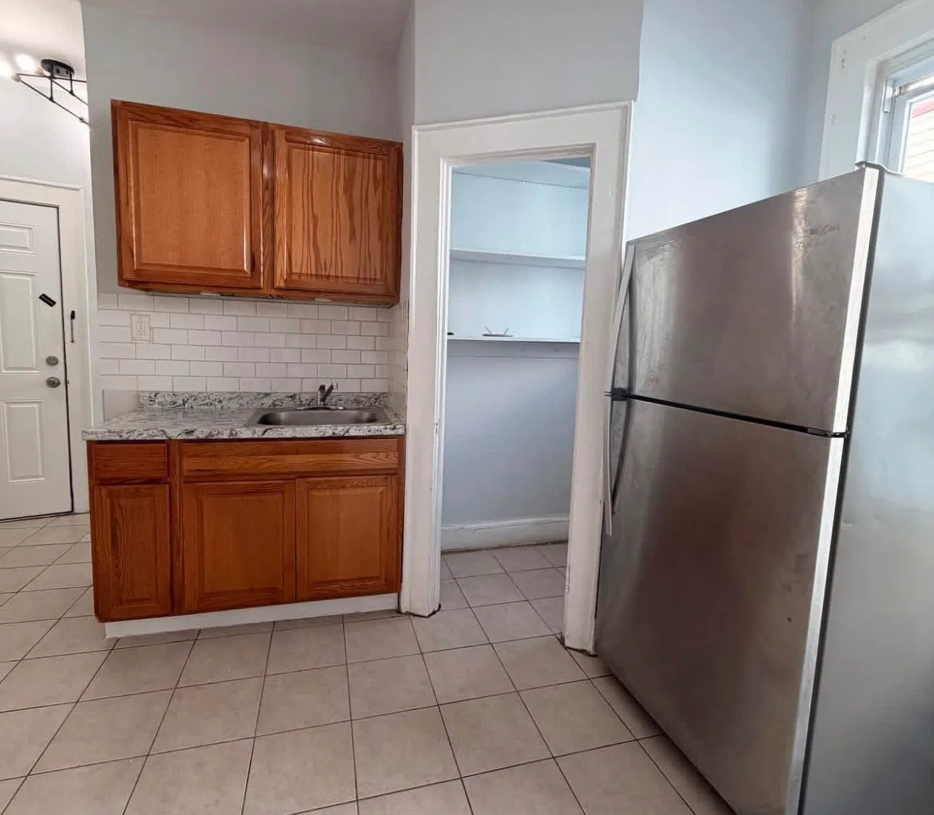 2 bed, $1,800 — Photo 2