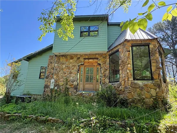 4271 Panthersville Rd, Ellenwood, GA 30294