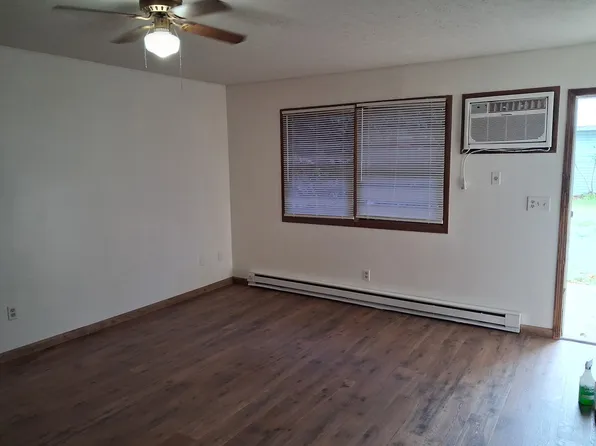 418 E Wood St #11, Shreve, OH 44676
