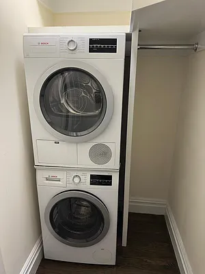 Rented by Avenues Real Estate | media 9