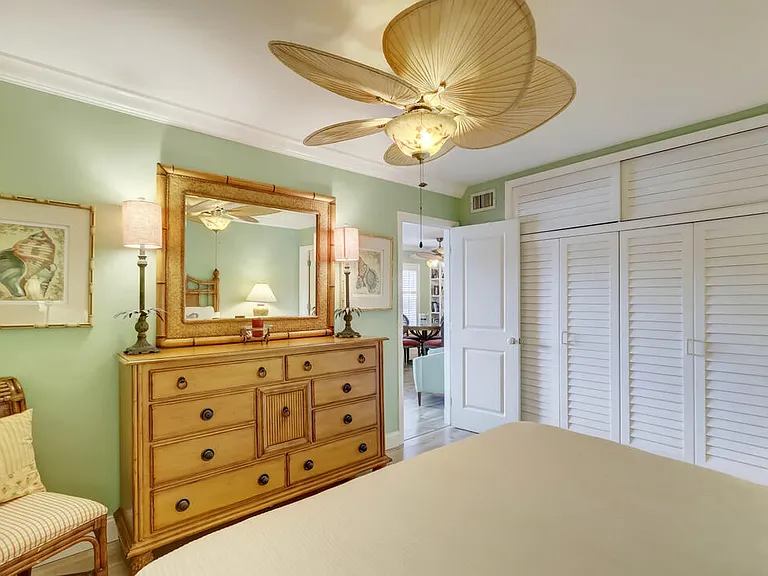 815 Middle River Dr #106 — Photo 11