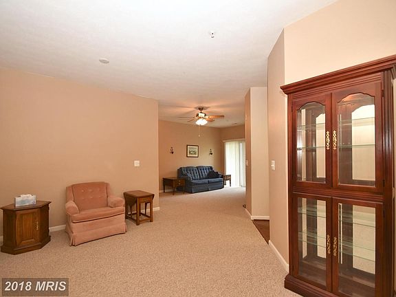 Formal Sitting Area or Dining Area- Your Choice!