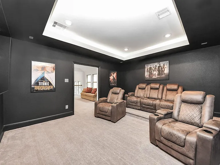 1714 McCrae Hill Ct — Photo 32