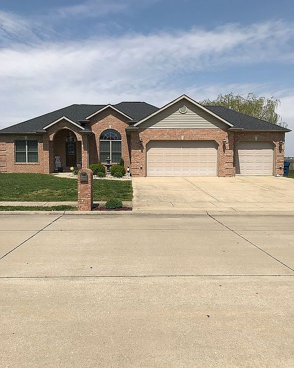1st image of 1206 Corinne Ln