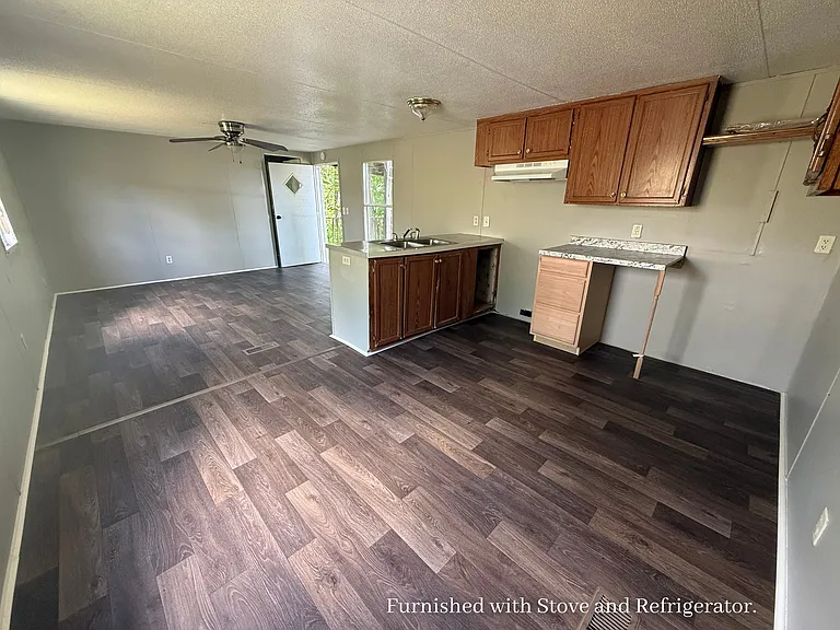 184 Right Ave — Photo 2