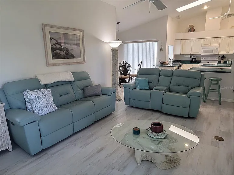 80 Mariner Ln — Photo 15