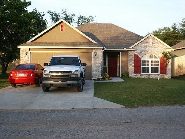 119 S. Burnett
