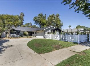 6615 Burnet Ave, Van Nuys, CA 91405