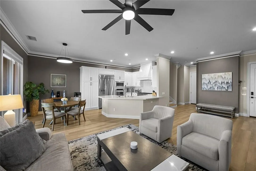 4 bed, 4.0 bath, 2620 sqft, $6,000 — Photo 4