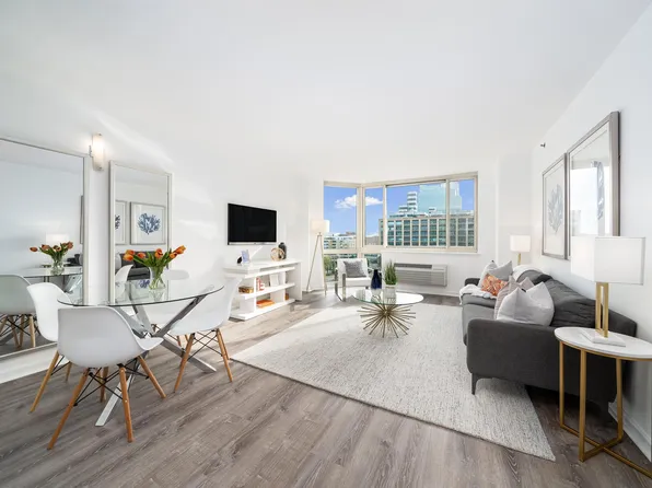 20 2nd St APT 711, Jersey City, NJ 07302