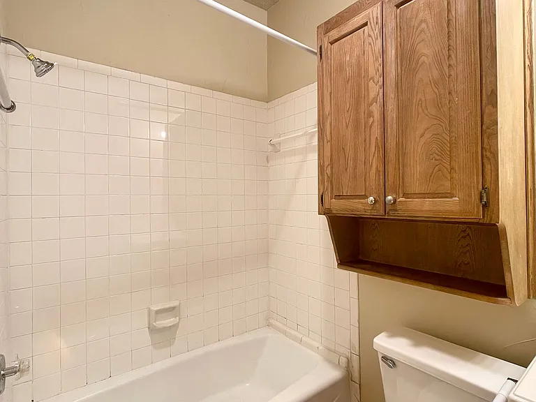 914 W 26th St #101 — Photo 11