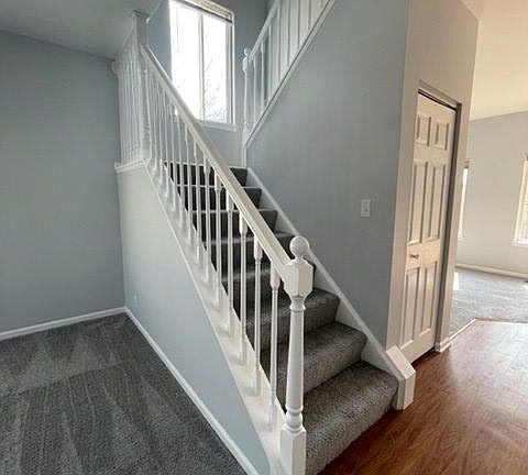 stairs to bedroom