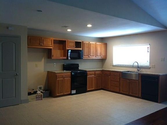 5th image of 1512 Lorraine Dr