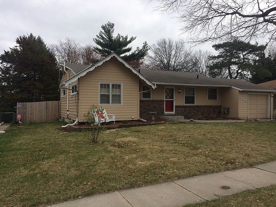 1st image of 2440 S 35th St
