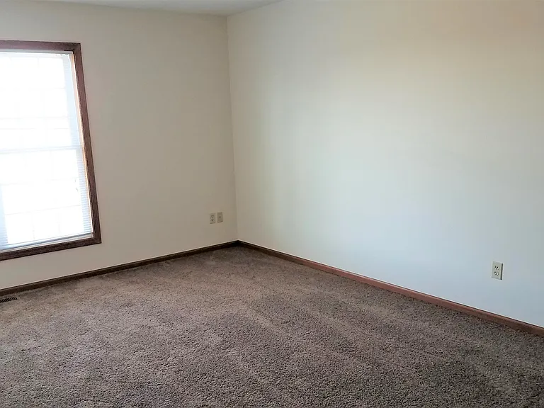 3919-3943 Long Dr — Photo 10