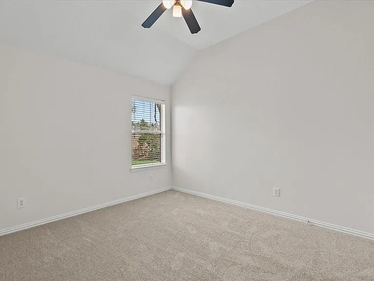 2120 Red Timber Ct — Photo 23