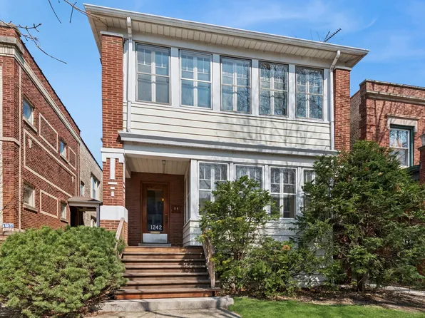1242 W Elmdale Ave, Chicago, IL 60660