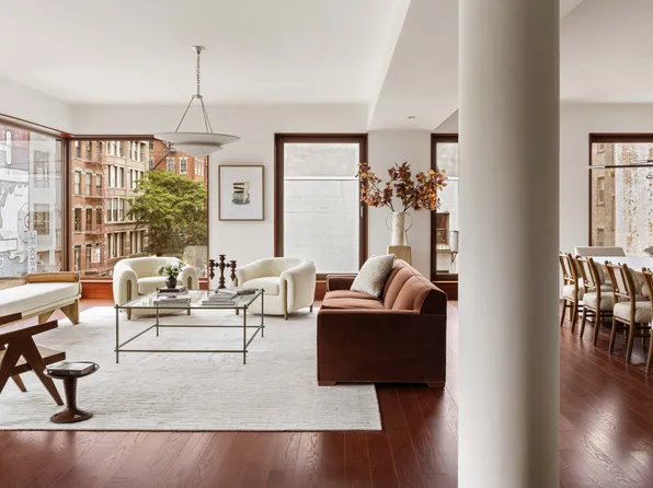 83 Thompson Street image 2 of 26