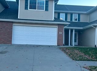 1750 N 177th Plz, Omaha, NE 68118