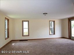 5th image of 640 E Broadway St
