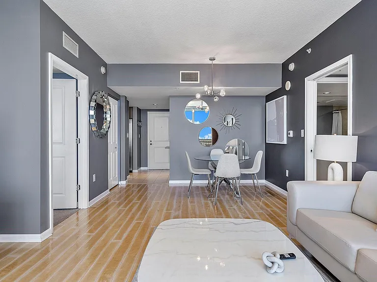 610 W Las Olas Blvd #1814N — Photo 4