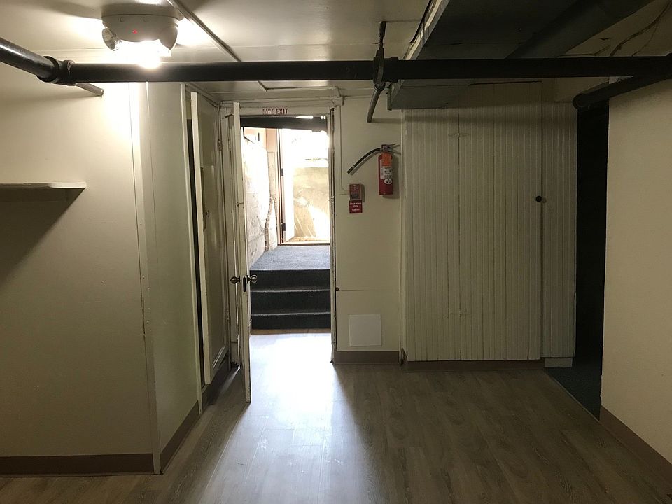 Building Photo 5